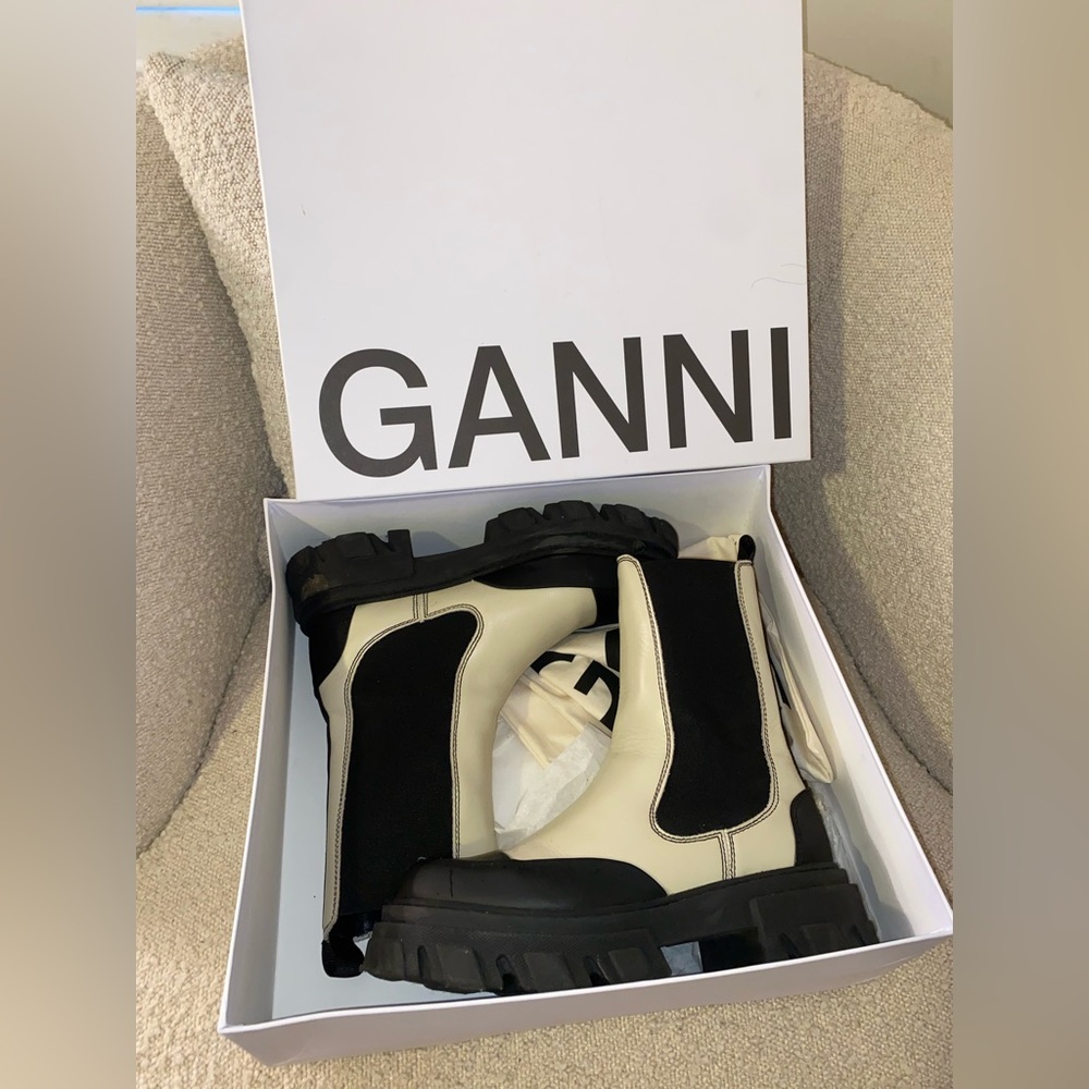 Ganni Leather Mid Chelsea Boot